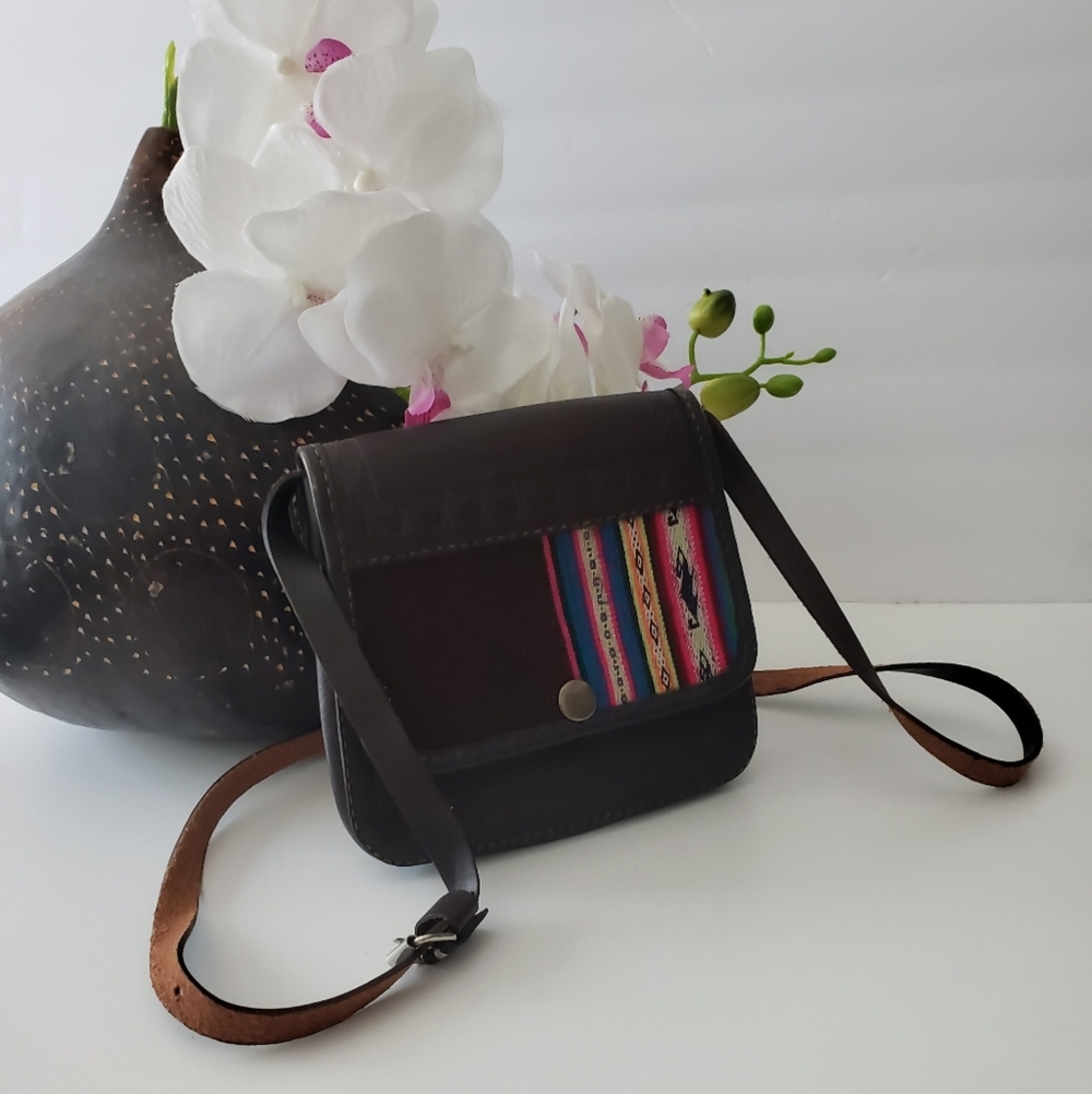 Vtg Y2k Boho Tribe Western Crossbody leather bag